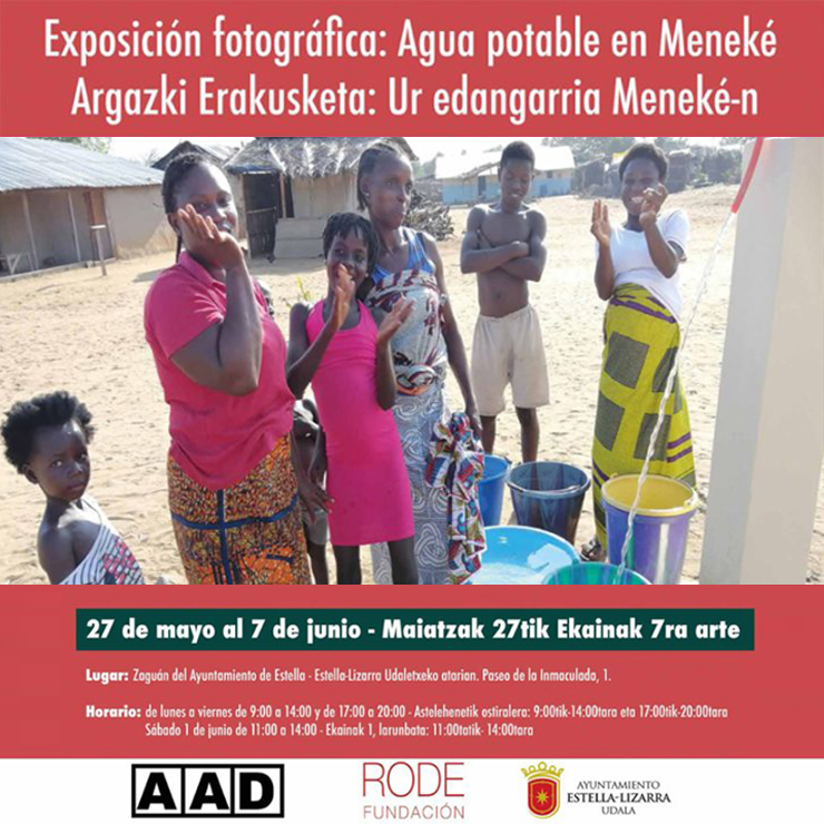 Fundación Rode Exposición fotográfica Agua potable en Meneké en la Semana de la Solidaridad en Estella-Lizarra